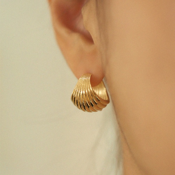 Shellfish One Touch Earrings 18K 조개 원터치 귀걸이