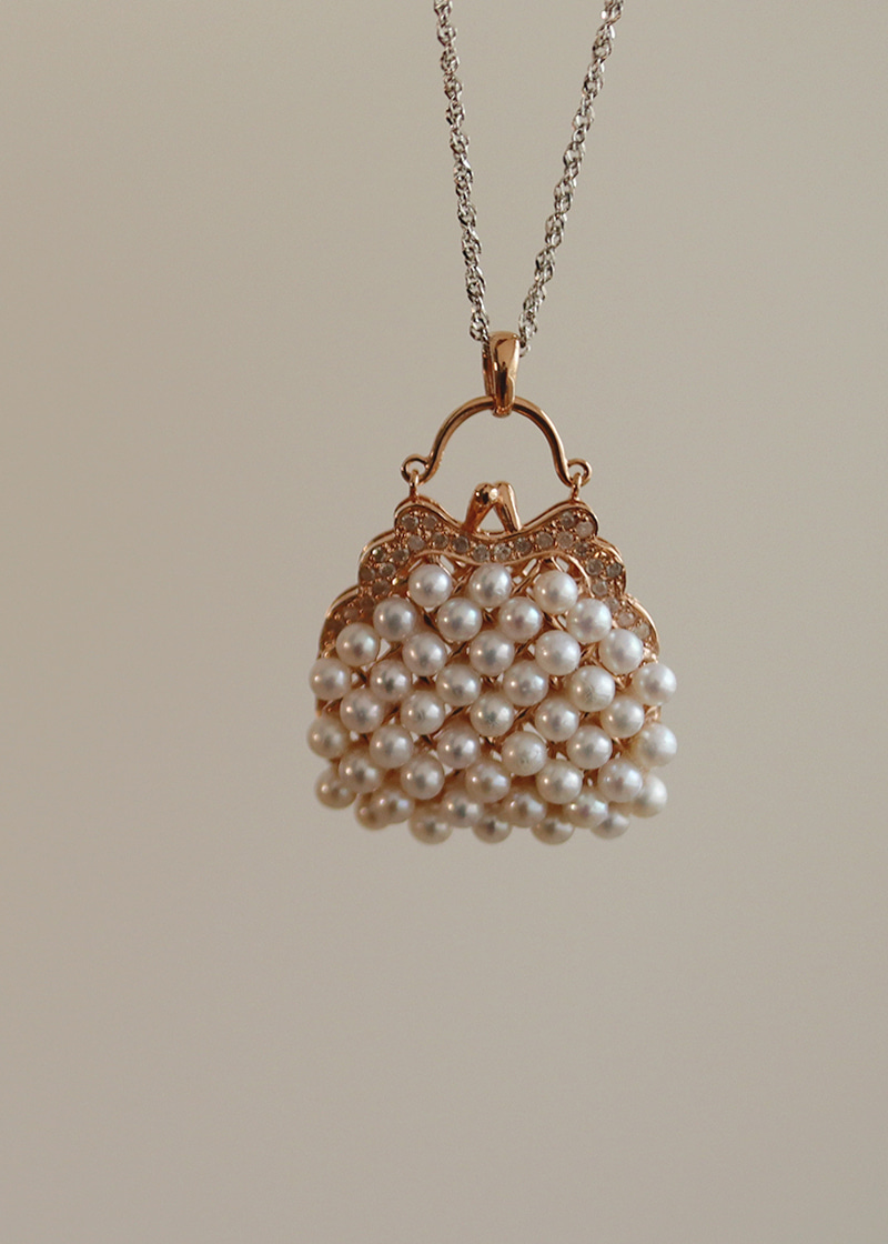 Gray Rough Diamond, Freshwater Pear Bag Pendant 18K 그레이 러프 다이아몬드, 담수 진주 가방 펜던트