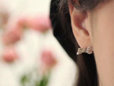 Cognac Diamond Loose Ribbon Earrings 18K 꼬냑 다이아몬드 루즈 리본 귀걸이