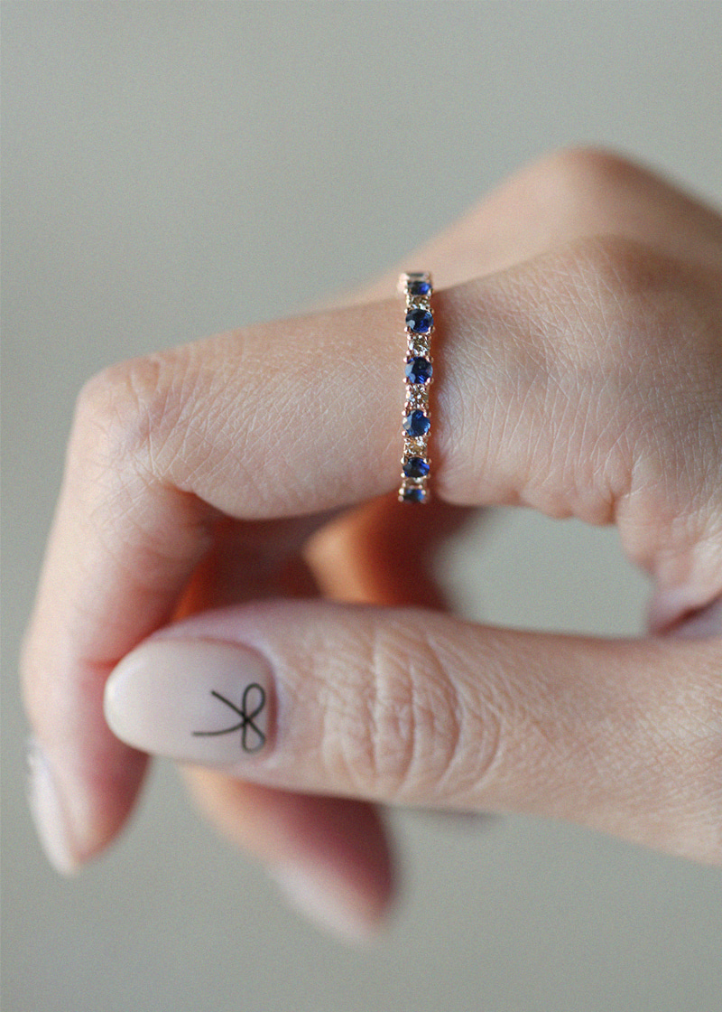 Cognac Diamond, Blue Sapphire Eternity Ring 18K 꼬냑 다이아몬드, 블루 사파이어 이터너티 반지