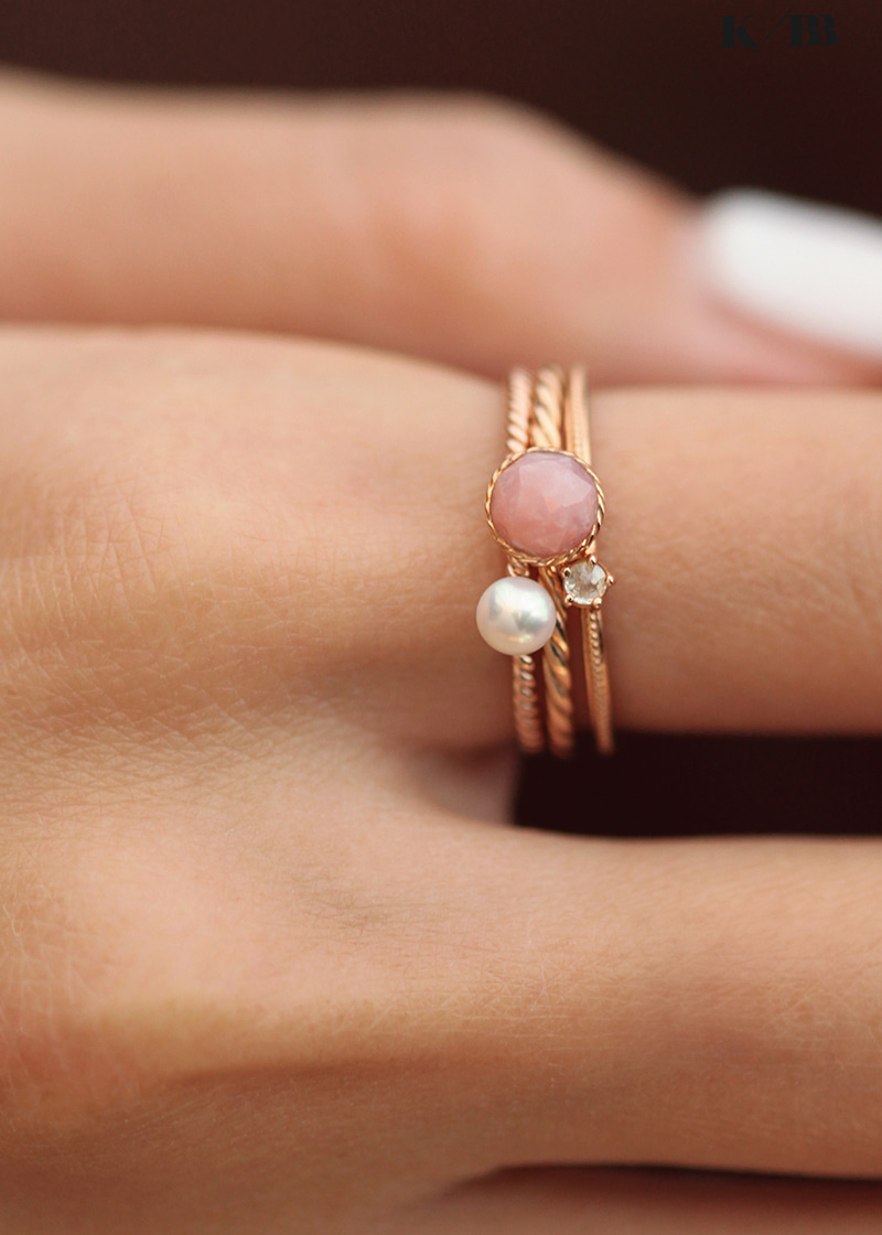 Pink Opal Twisted Ring 18K 핑크 오팔 꽈배기 반지