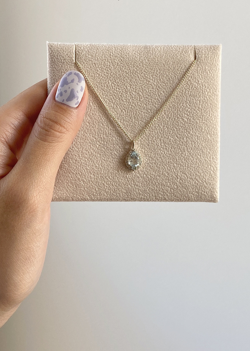 Gray Rough Diamond, Pear Aquamarine Necklace 18K 그레이 러프 다이아몬드, 물방울 아쿠아마린 목걸이